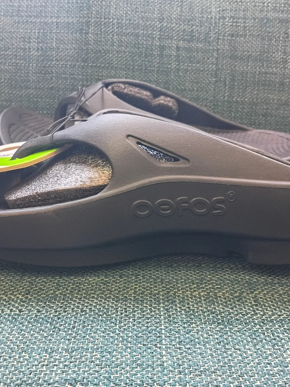 OOFOS OOahh Recovery Slide Sandals Black Unisex M5/W7 EU 38 New with Tags